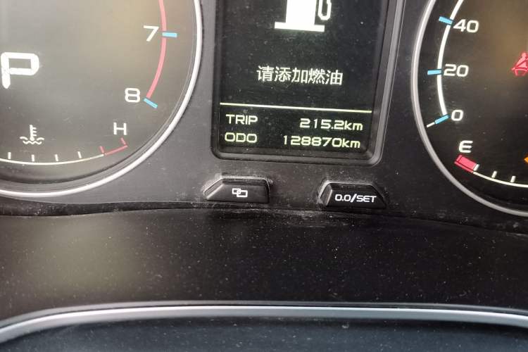 Used Geely Auto Vision X6 2016 1.3T CVT Luxury Model Odometer Close Up