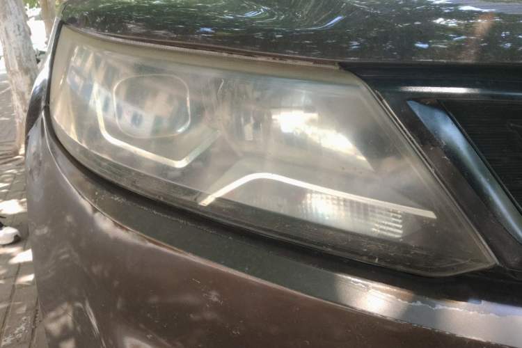 Used Geely Auto Vision X6 2016 1.3T CVT Flagship Model Right Front Headlight
