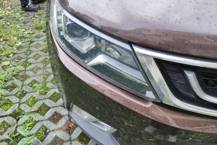 Used Geely Auto Vision X6 2016 1.3T CVT Luxury Model Right Front Headlight