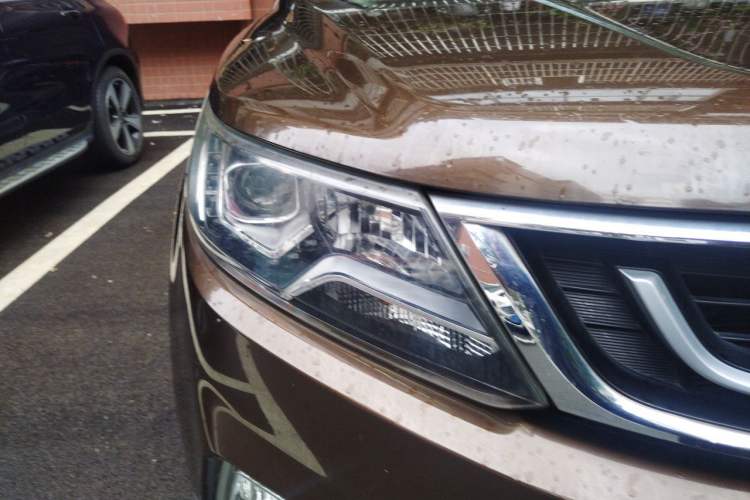 Used Geely Auto Vision X6 2016 1.8L Manual Luxury Model Right Front Headlight