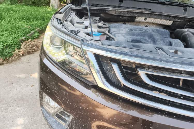 Used Geely Auto Vision X6 2016 1.8L Manual Luxury Model Right Front Headlight