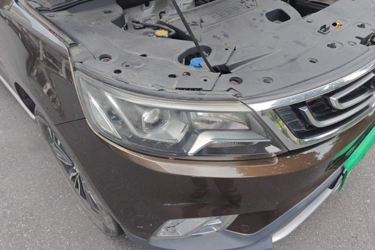 Used Geely Auto Vision X6 2016 1.3T CVT Luxury Model Right Front Headlight