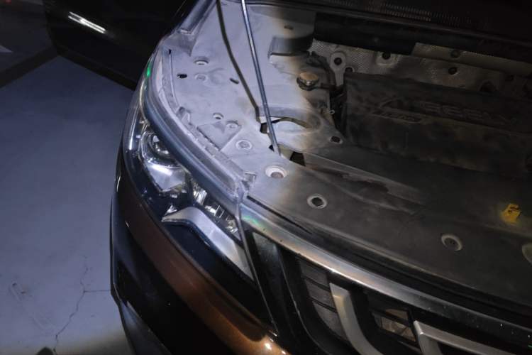 Used Geely Auto Vision X6 2016 1.3T CVT Flagship Model Right Front Headlight