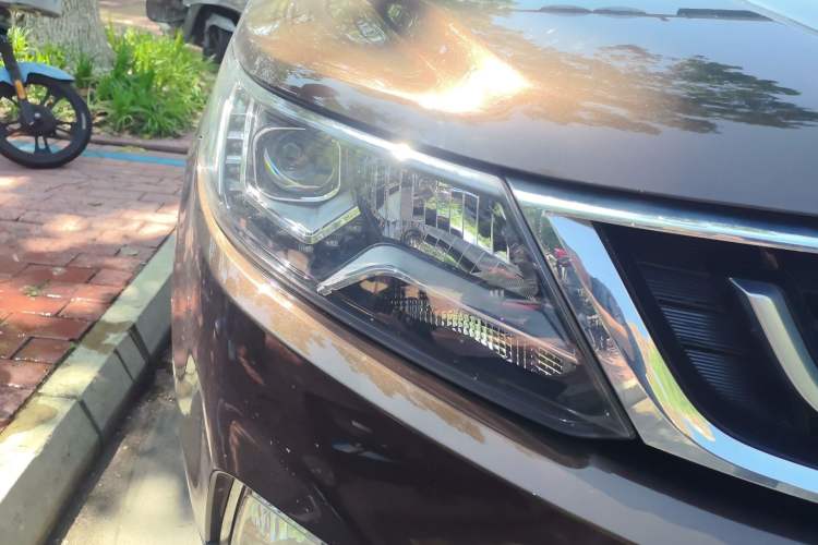 Used Geely Auto Vision X6 2016 1.8L Manual Luxury Model Right Front Headlight