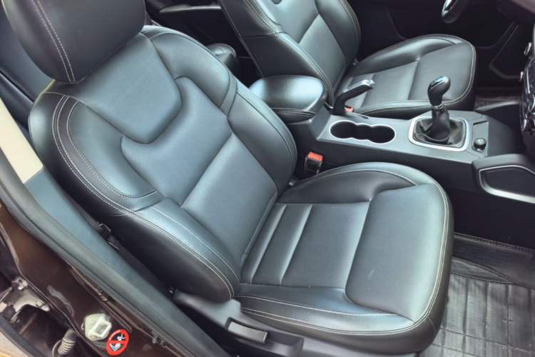 Used Geely Auto Vision X6 2016 1.8L Manual Luxury Model Right Front Seat