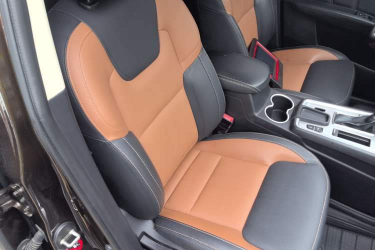 Used Geely Auto Vision X6 2016 1.3T CVT Luxury Model Right Front Seat
