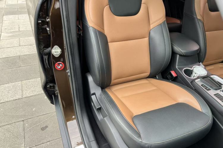 Used Geely Auto Vision X6 2016 1.3T CVT Luxury Model Right Front Seat