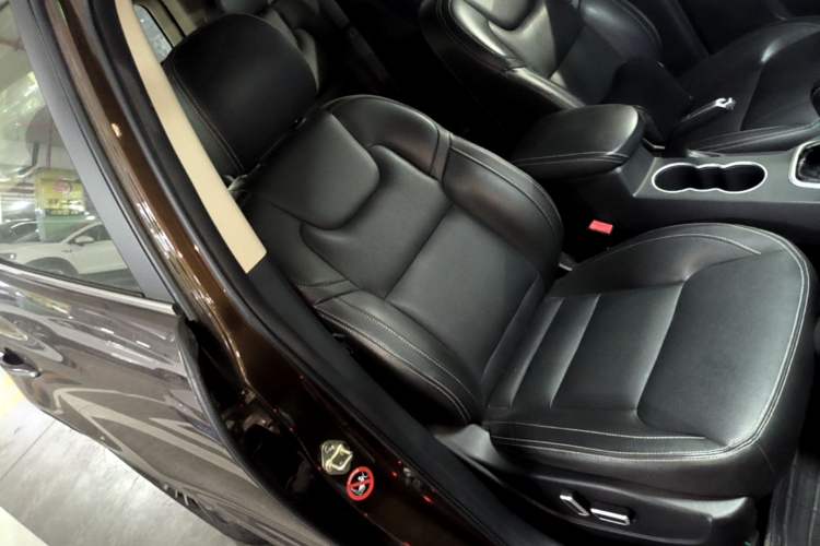 Used Geely Auto Vision X6 2016 1.8L Manual Luxury Model Right Front Seat