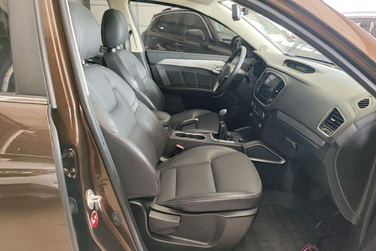 Used Geely Auto Vision X6 2016 1.8L Manual Luxury Model Right Front Seat