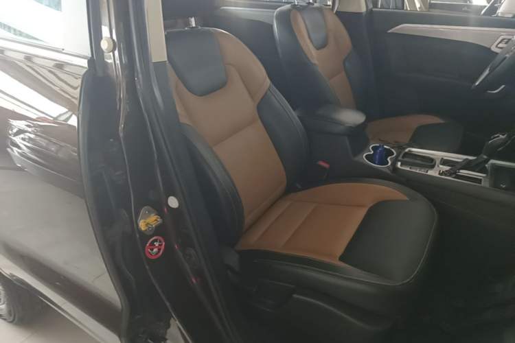 Used Geely Auto Vision X6 2016 1.3T CVT Luxury Model Right Front Seat