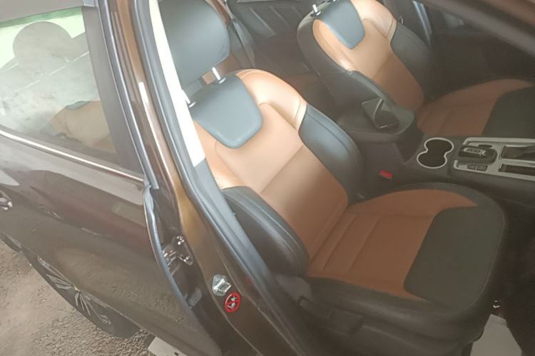 Used Geely Auto Vision X6 2016 1.3T CVT Luxury Model Right Front Seat