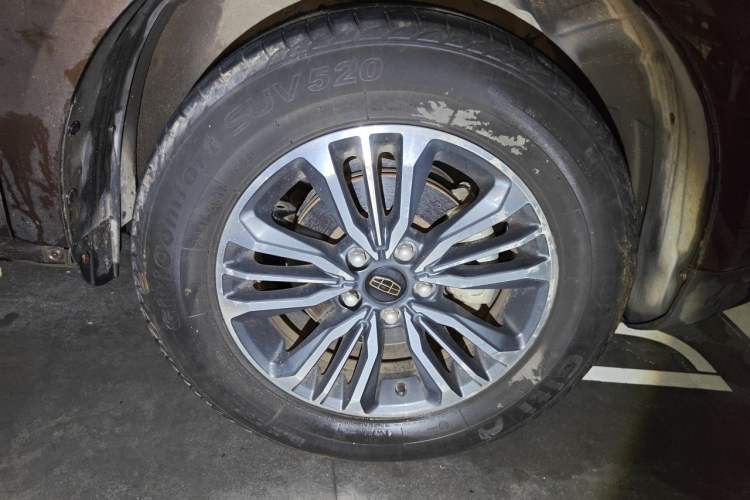 Used Geely Auto Vision X6 2016 1.3T CVT Luxury Model Right Front Wheel Hub