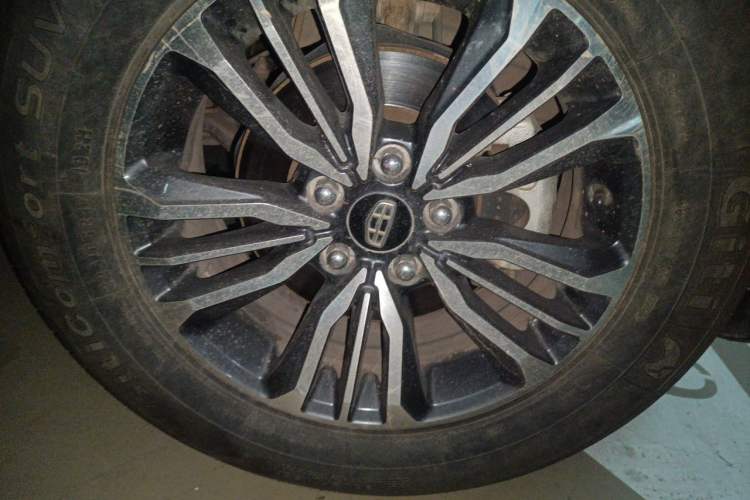 Used Geely Auto Vision X6 2016 1.8L Manual Luxury Model Right Front Wheel Hub