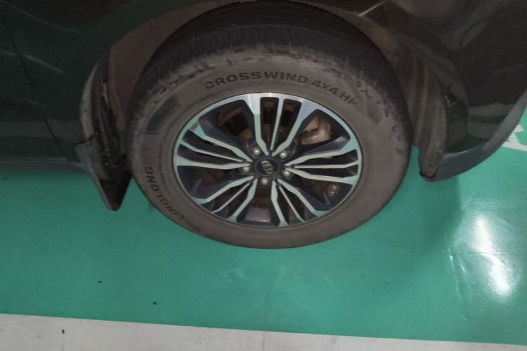 Used Geely Auto Vision X6 2016 1.3T CVT Flagship Model Right Front Wheel Hub