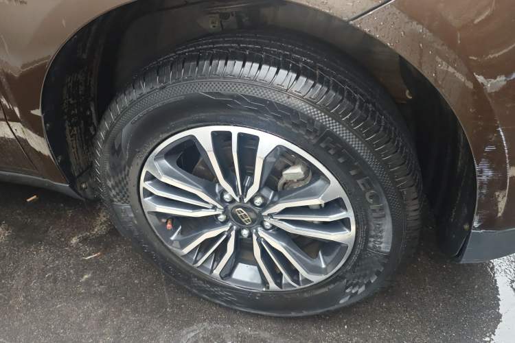 Used Geely Auto Vision X6 2016 1.8L Manual Luxury Model Right Front Wheel Hub