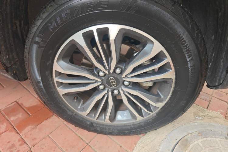 Used Geely Auto Vision X6 2016 1.8L Manual Luxury Model Right Front Wheel Hub