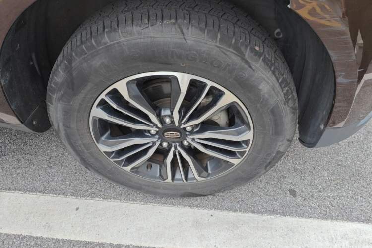 Used Geely Auto Vision X6 2016 1.3T CVT Luxury Model Right Front Wheel Hub