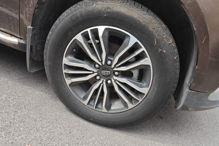 Used Geely Auto Vision X6 2016 1.3T CVT Luxury Model Right Front Wheel Hub