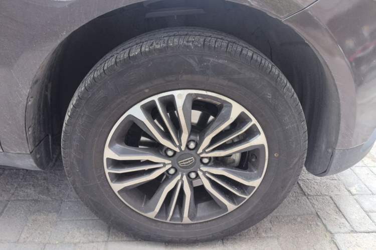 Used Geely Auto Vision X6 2016 1.3T CVT Luxury Model Right Front Wheel Hub