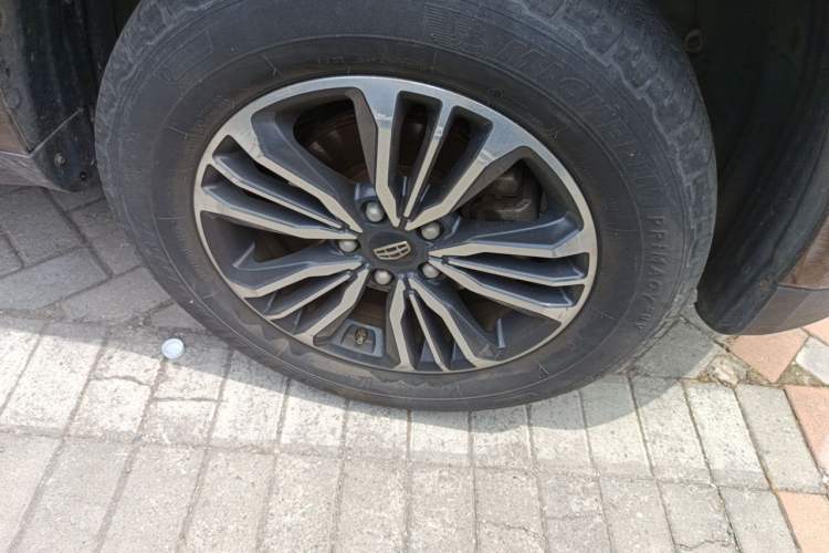 Used Geely Auto Vision X6 2016 1.8L Manual Luxury Model Right Front Wheel Hub