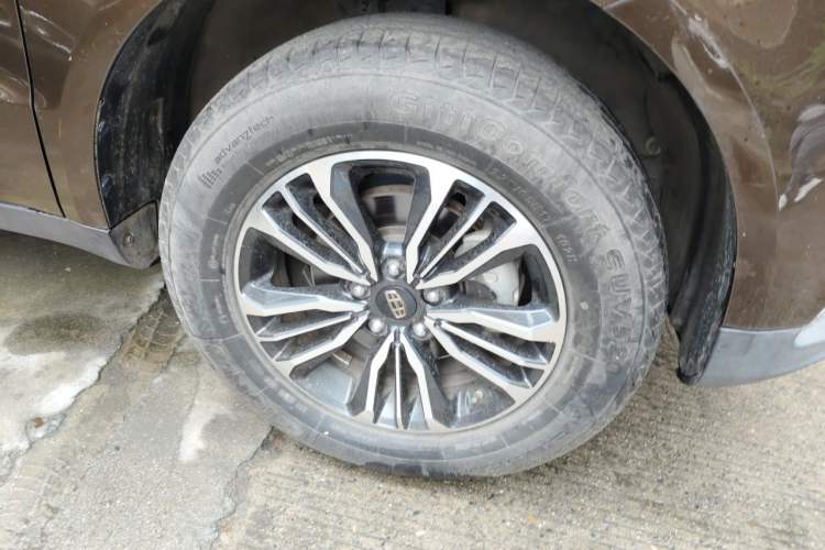 Used Geely Auto Vision X6 2016 1.8L Manual Luxury Model Right Front Wheel Hub