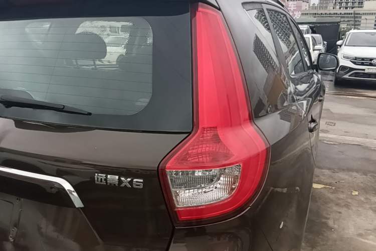 Used Geely Auto Vision X6 2016 1.3T CVT Flagship Model Right Rear Taillight