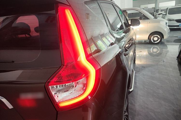 Used Geely Auto Vision X6 2016 1.3T CVT Flagship Model Right Rear Taillight