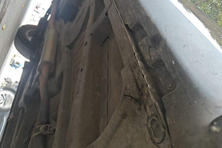 Used Geely Auto Vision X6 2016 1.8L Manual Luxury Model Right Side Sill