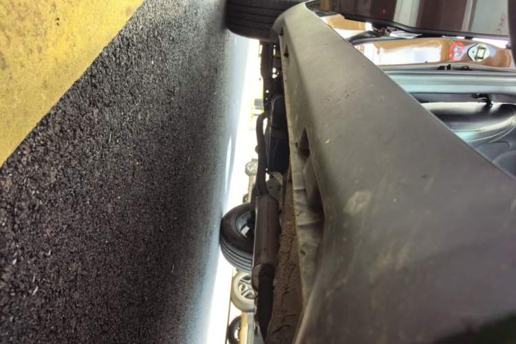 Used Geely Auto Vision X6 2016 1.8L Manual Luxury Model Right Side Sill