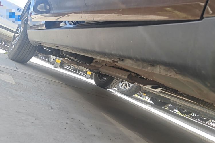 Used Geely Auto Vision X6 2016 1.8L Manual Luxury Model Right Side Sill