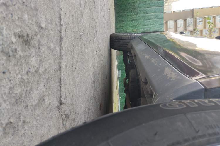 Used Geely Auto Vision X6 2016 1.8L Manual Luxury Model Right Side Sill