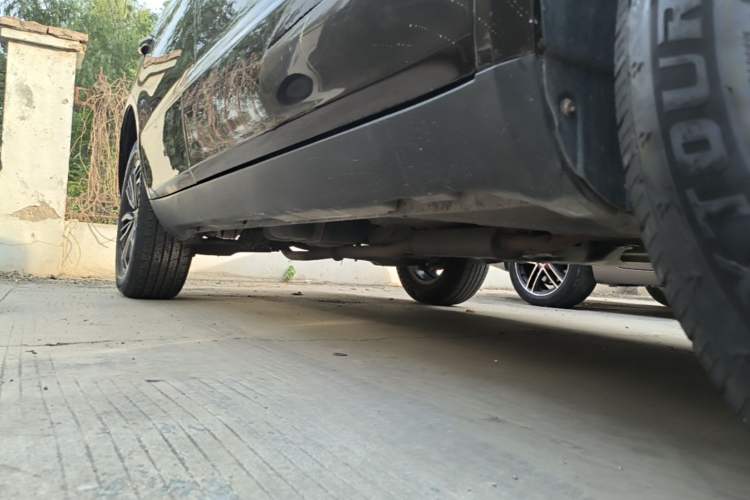 Used Geely Auto Vision X6 2016 1.8L Manual Luxury Model Right Side Sill
