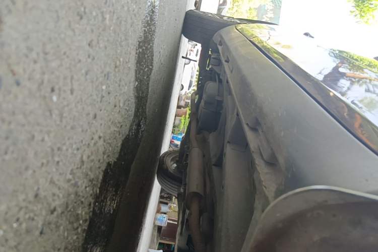 Used Geely Auto Vision X6 2016 1.8L Manual Luxury Model Right Side Sill