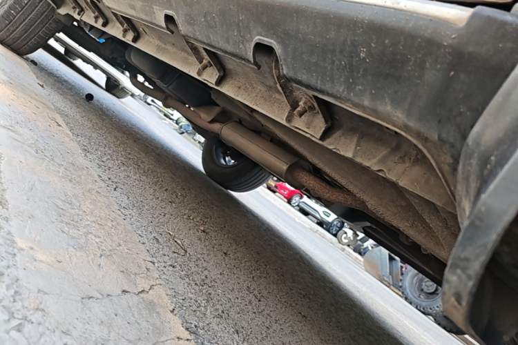 Used Geely Auto Vision X6 2016 1.3T CVT Flagship Model Right Side Sill
