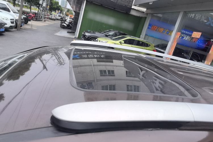 Used Geely Auto Vision X6 2016 1.3T CVT Luxury Model Roof