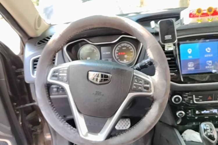 Used Geely Auto Vision X6 2016 1.3T CVT Flagship Model Steering Wheel