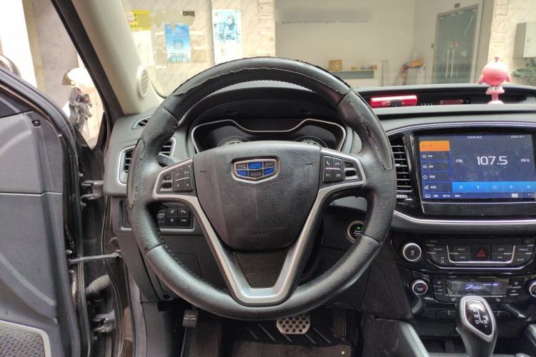 Used Geely Auto Vision X6 2016 1.3T CVT Flagship Model Steering Wheel