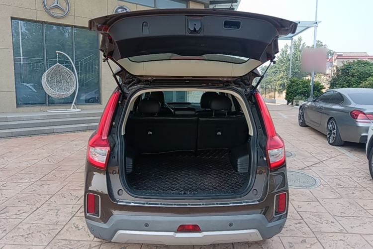 Used Geely Auto Vision X6 2016 1.3T CVT Flagship Model Trunk