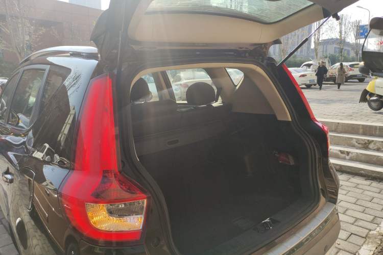 Used Geely Auto Vision X6 2016 1.8L Manual Luxury Model Trunk