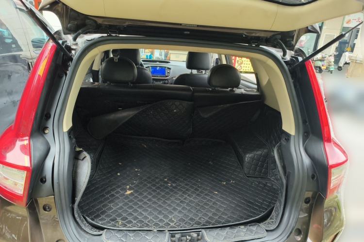 Used Geely Auto Vision X6 2016 1.8L Manual Luxury Model Trunk