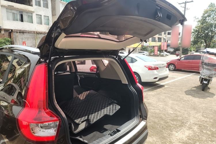 Used Geely Auto Vision X6 2016 1.3T CVT Luxury Model Trunk
