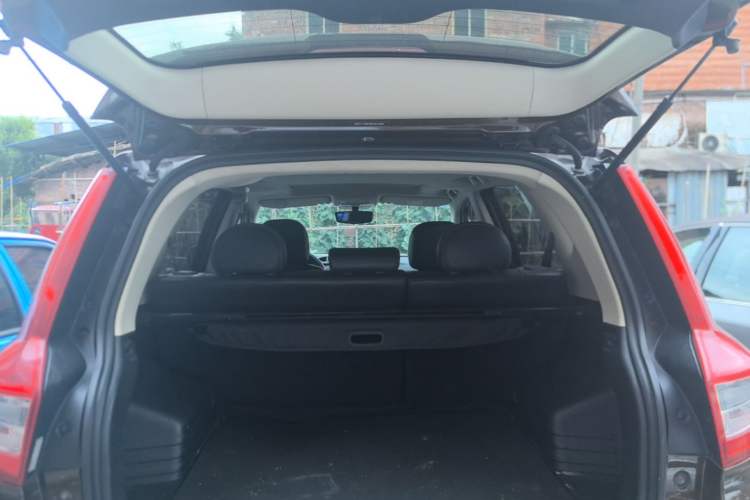 Used Geely Auto Vision X6 2016 1.8L Manual Luxury Model Trunk