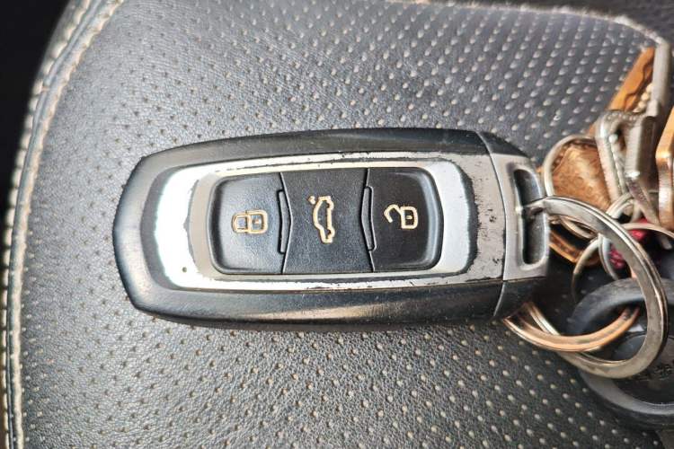 Used Geely Auto Vision X6 2016 1.8L Manual Luxury Model Vehicle Key