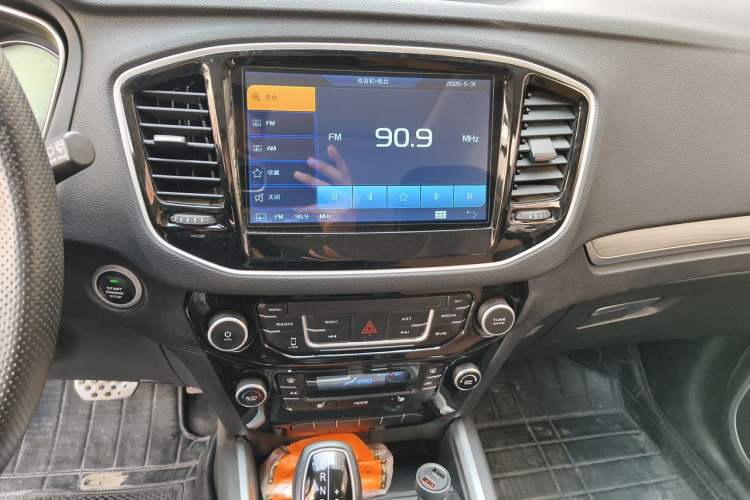 Used Geely Auto Vision X6 2016 1.3T CVT Flagship Model Audio And AC Panel