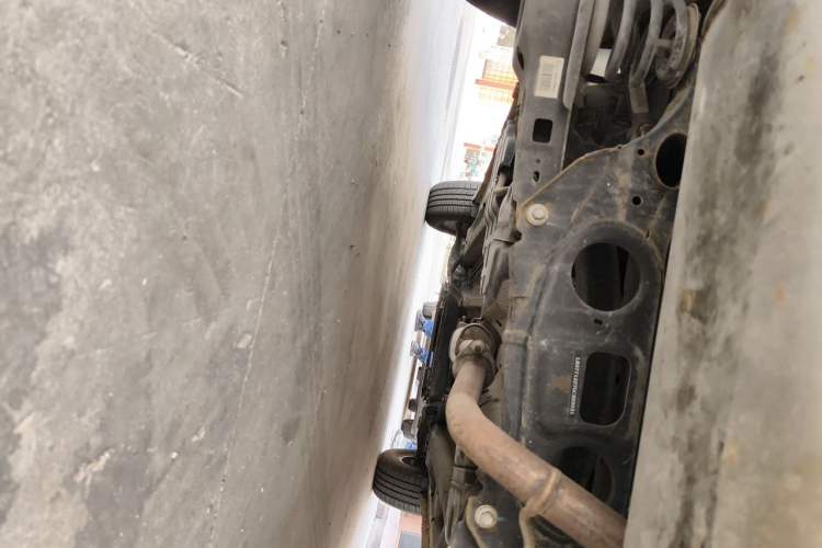 Used Geely Auto Vision X6 2016 1.3T CVT Flagship Model Chassis Rear