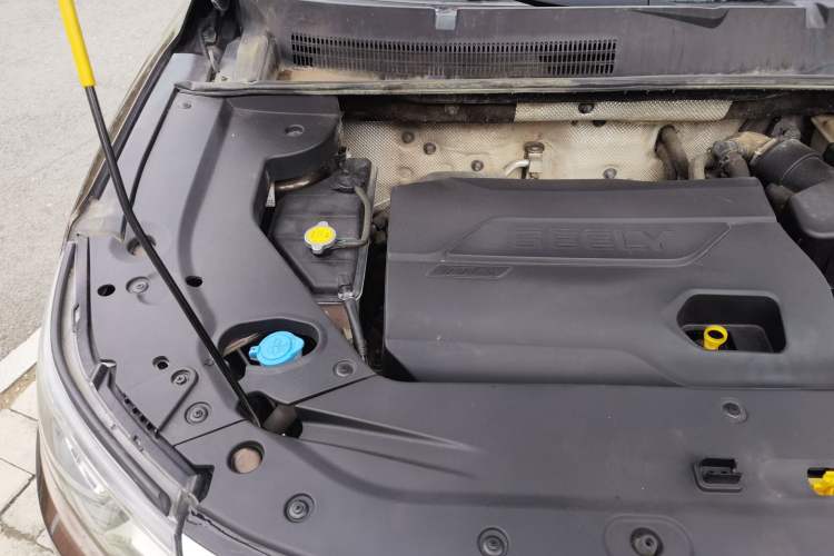 Used Geely Auto Vision X6 2016 1.3T CVT Luxury Model Engine Bay Right