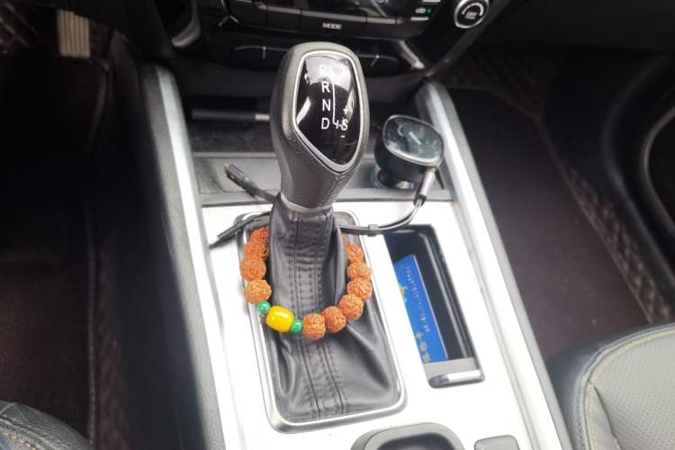Used Geely Auto Vision X6 2016 1.3T CVT Luxury Model Gear Lever