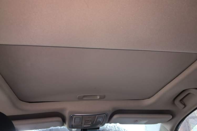 Used Geely Auto Vision X6 2016 1.8L Manual Luxury Model Headliner