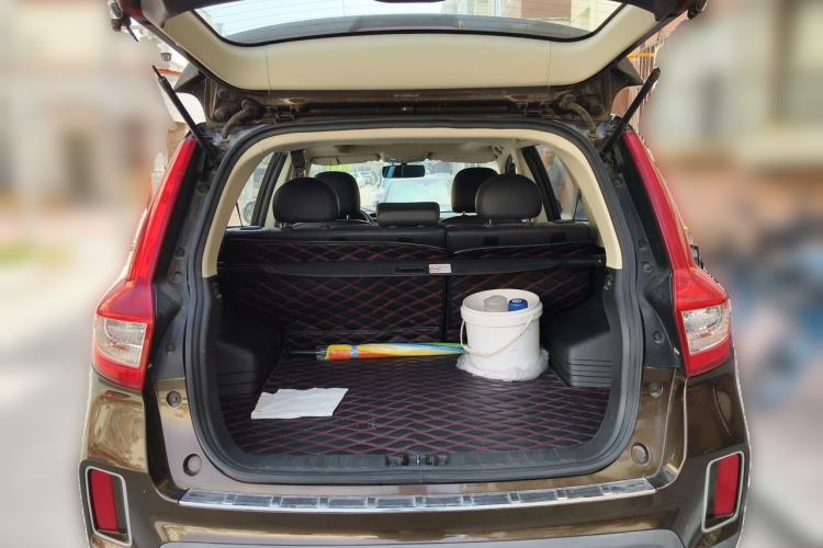 Used Geely Auto Vision X6 2016 1.3T CVT Flagship Model Trunk