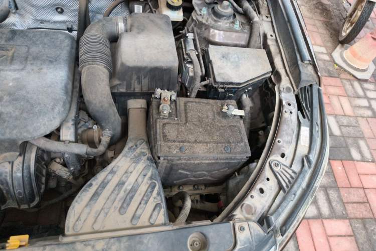 Used Geely Auto Vision X6 2016 1.8L Manual Luxury Model Engine Bay Left